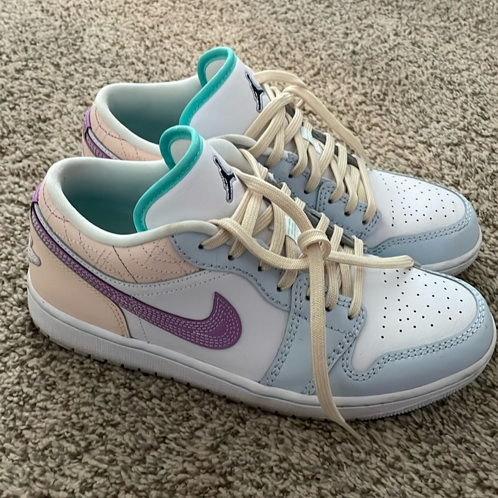 Nike low top air Jordan 1